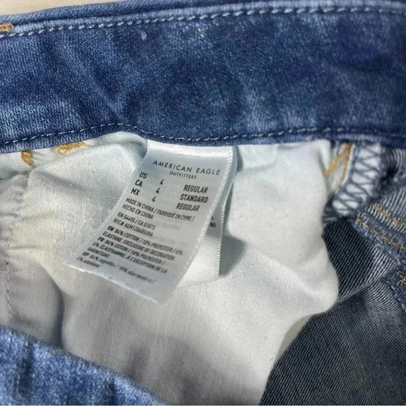 American Eagle Outfitters Blue Distressed Jeans - Picture 3 of 8